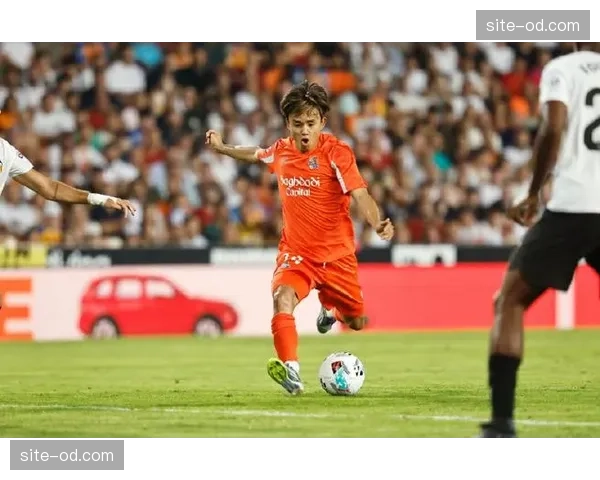 久保建英腿筋伤势恢复需两周,能否赶上三月友谊赛存疑